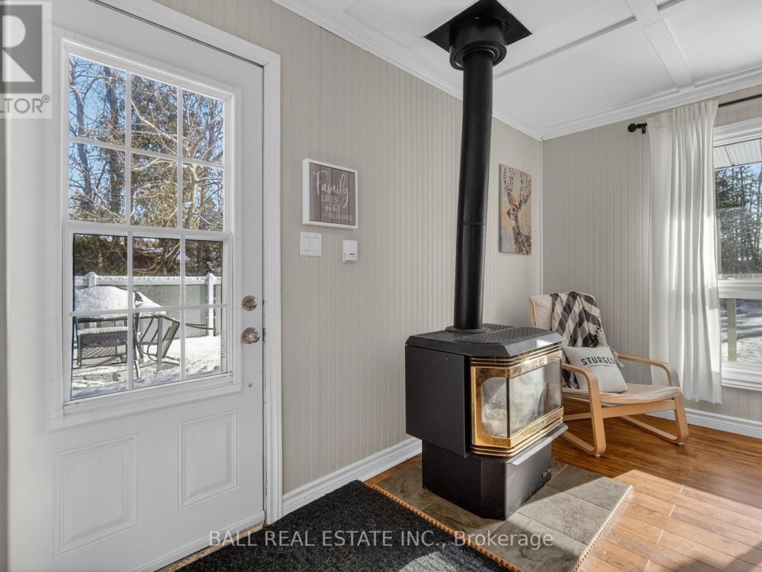 25 BAYVIEW ESTATE ROAD, Sturgeon Lake