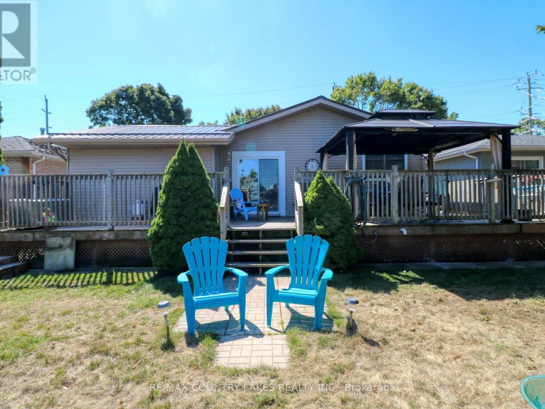 588 MAIN STREET E, 