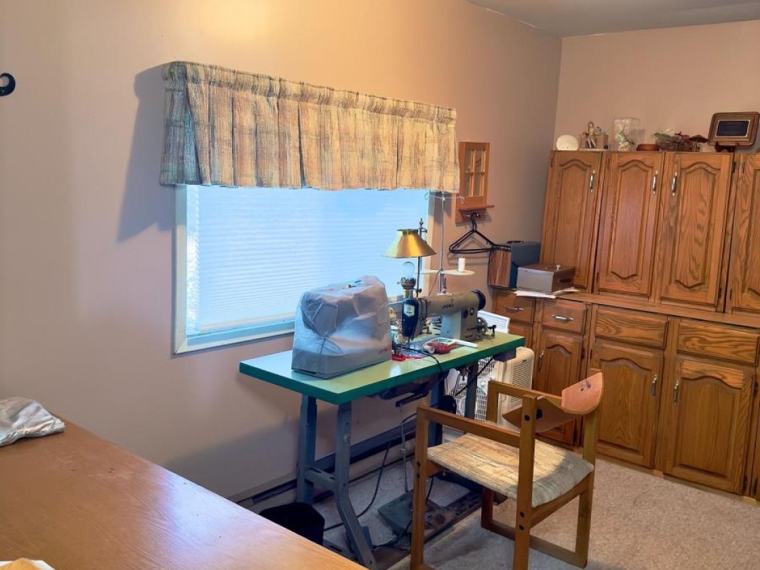 3741 CEDAR RAPIDS DRIVE S, 