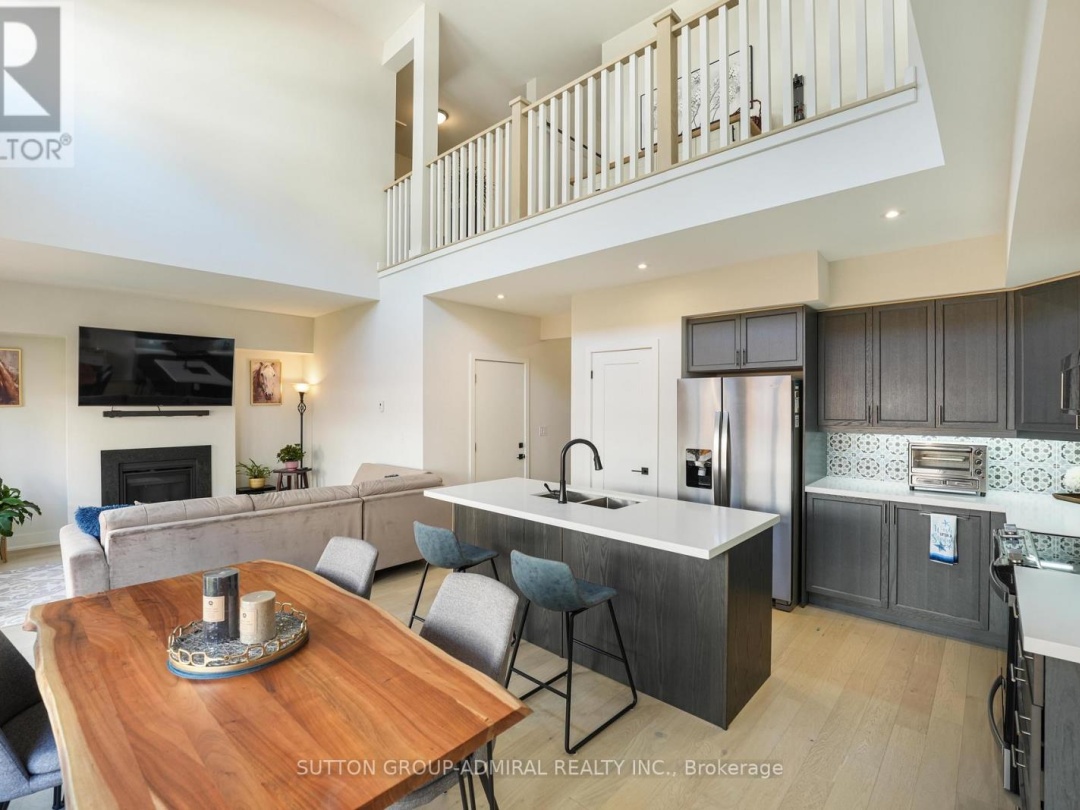 42 Ruby Crescent, Lake Simcoe