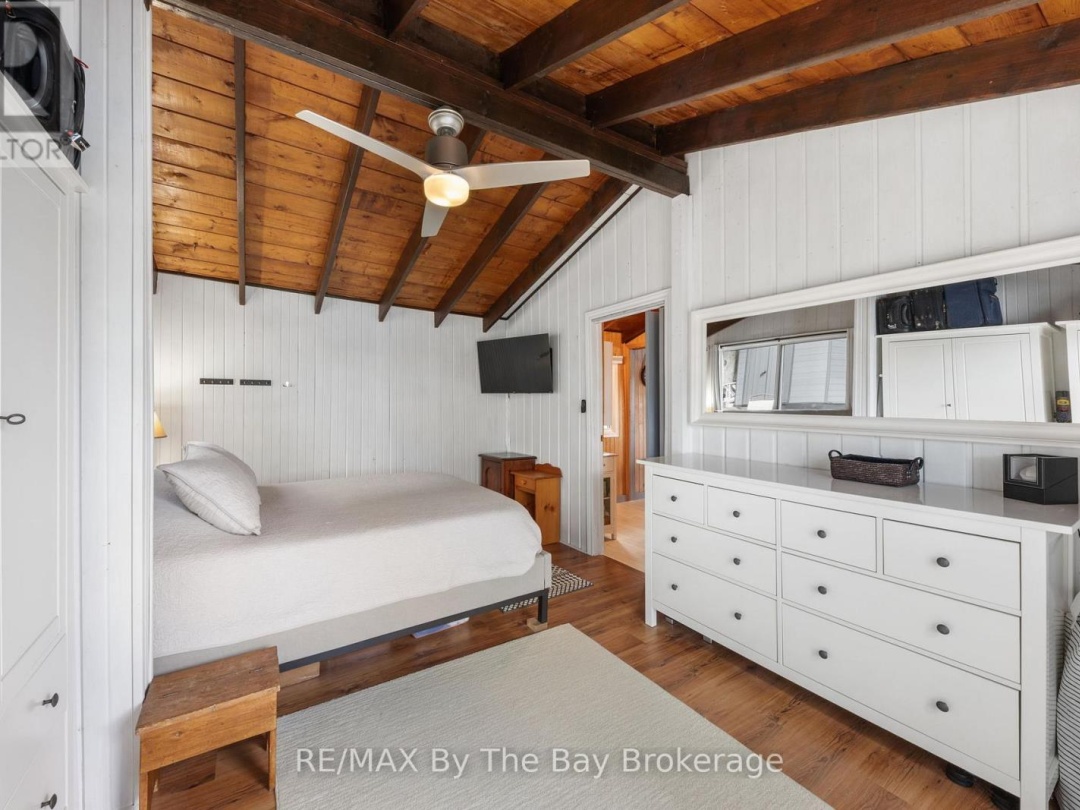 18588 GEORGIAN BAY SHORE, 