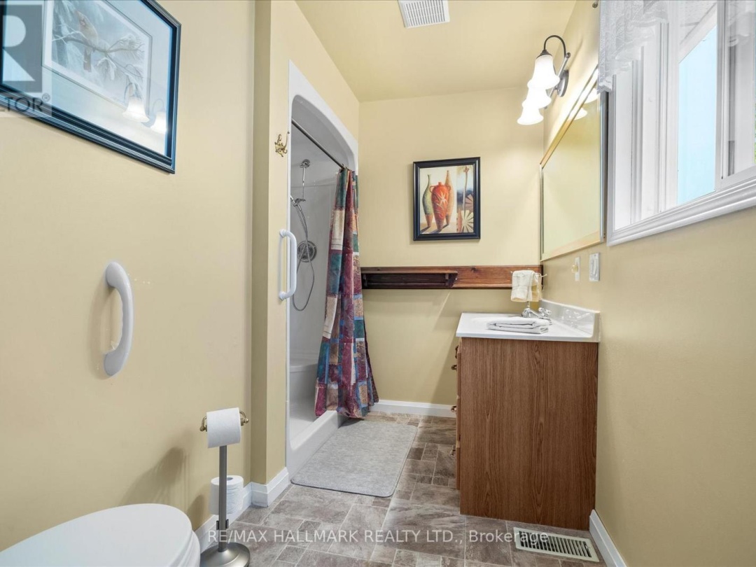 6 EVANS DRIVE, 