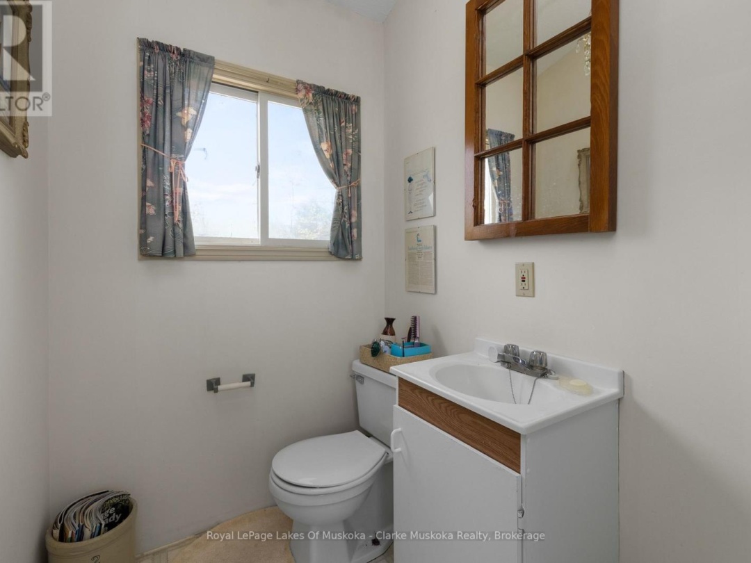 185 WOODLAND TRAIL, Gloucester Pool