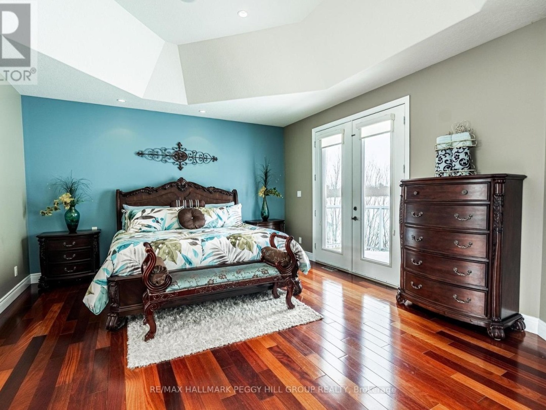 1372 DIVISION ROAD E, 