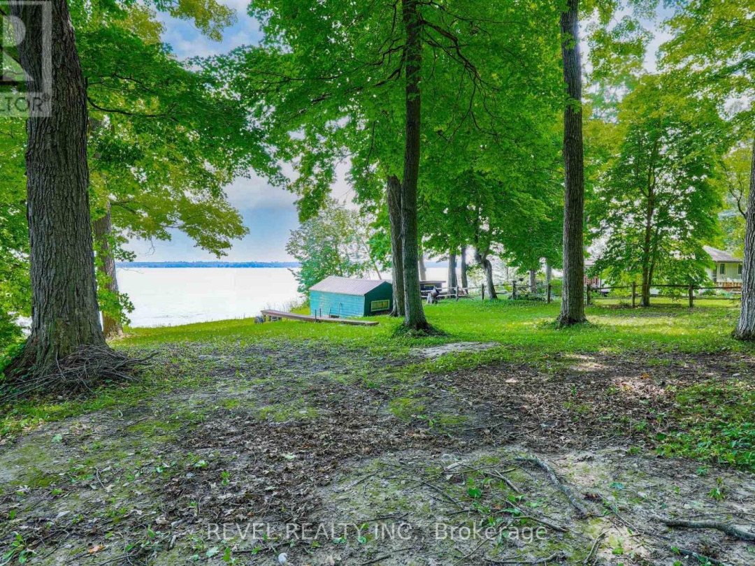 23 Sugarbush Trail, Lake Scugog