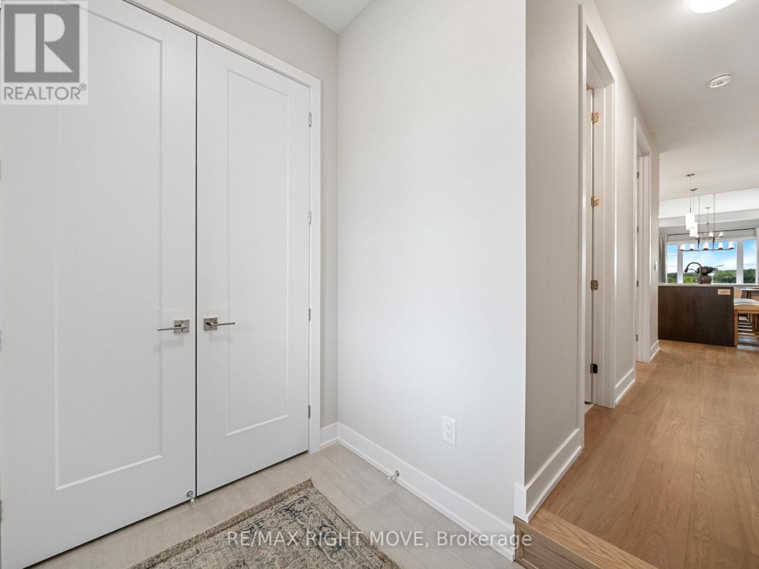 3192 Orion Boulevard, Orillia