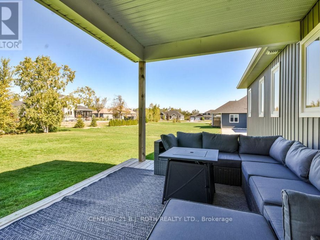 51 CHESLOCK CRESCENT, 