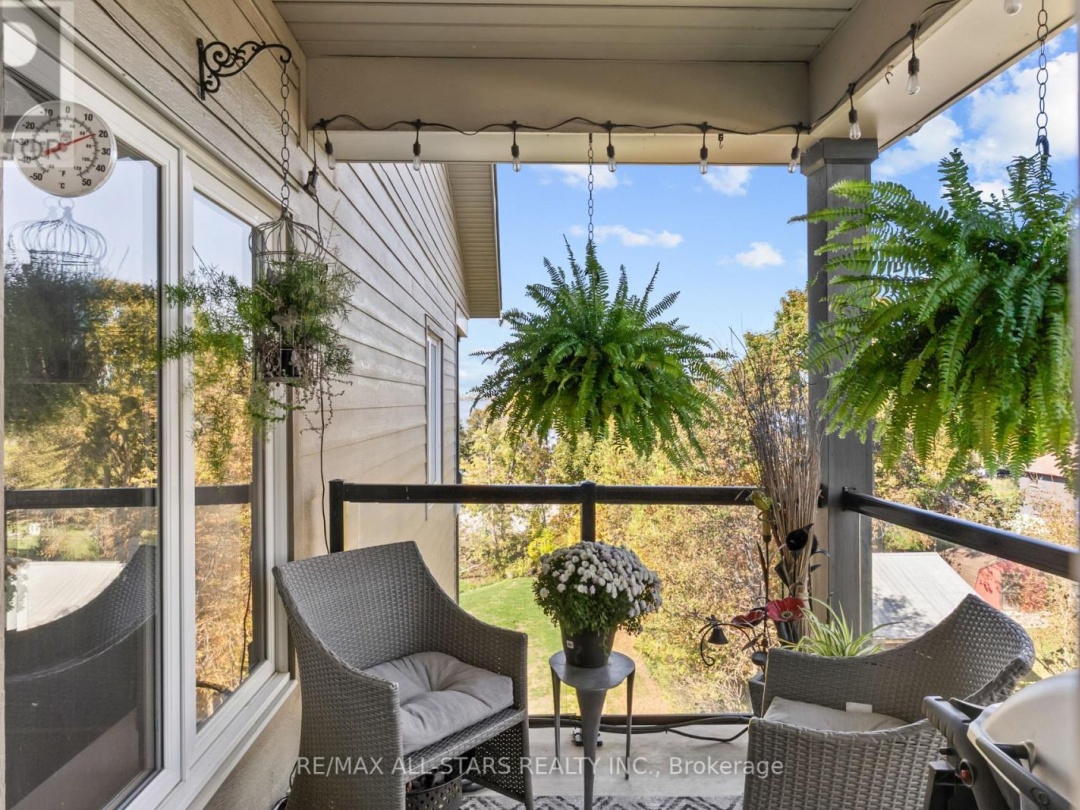 308 - 94 FRANCIS STREET W, 
