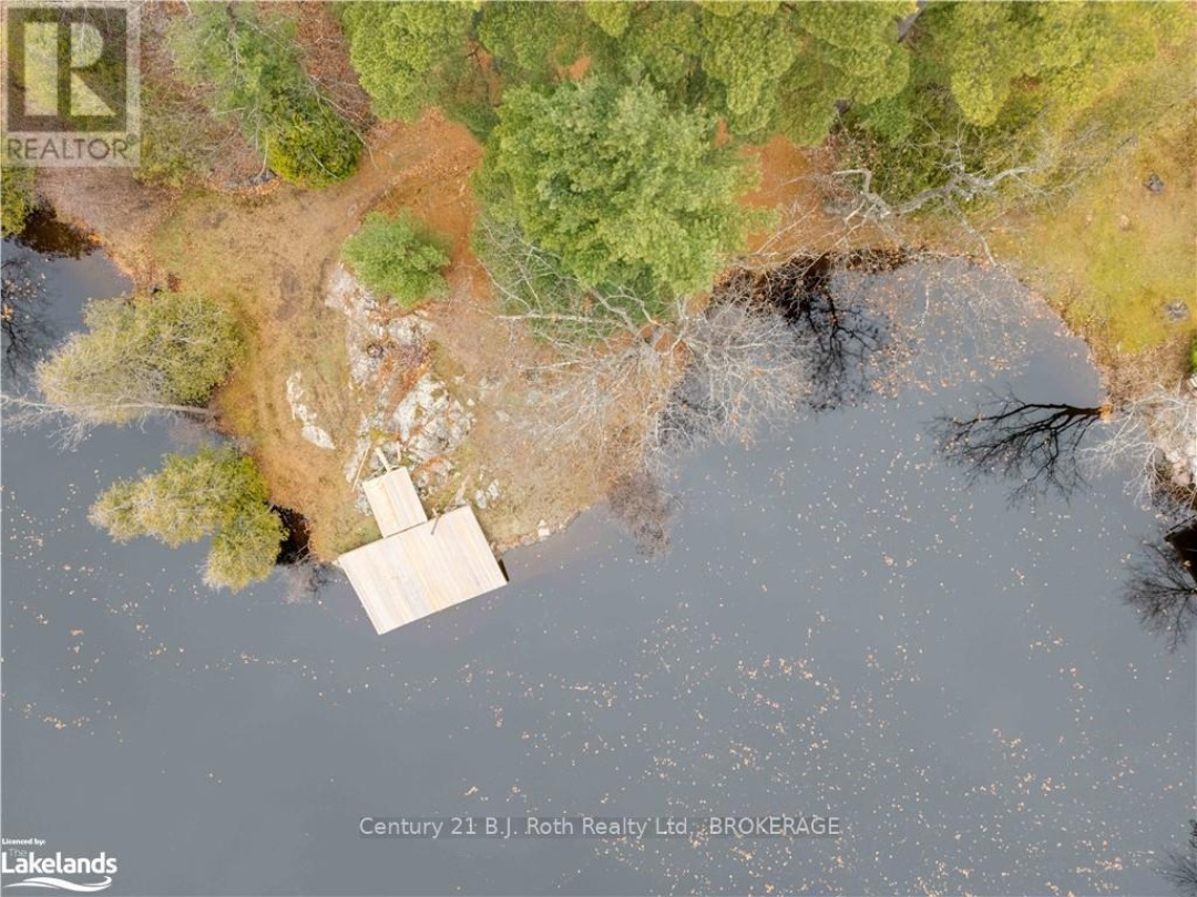2983 Whelan Way, Black Lake