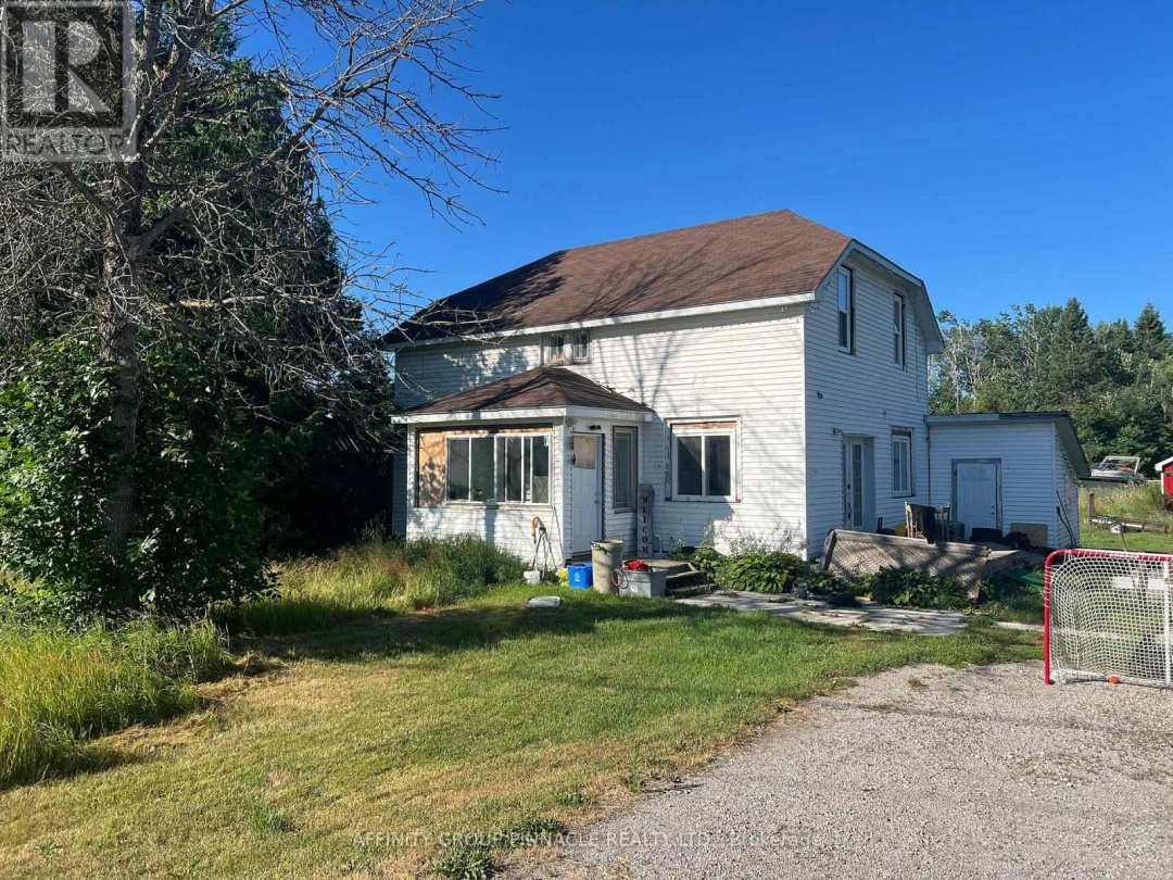 7657 HWY 35, 