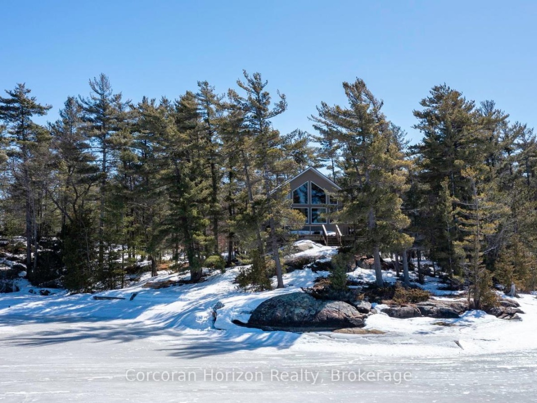 Pt Island 45 In Six Mile Lake, Six Mile Lake
