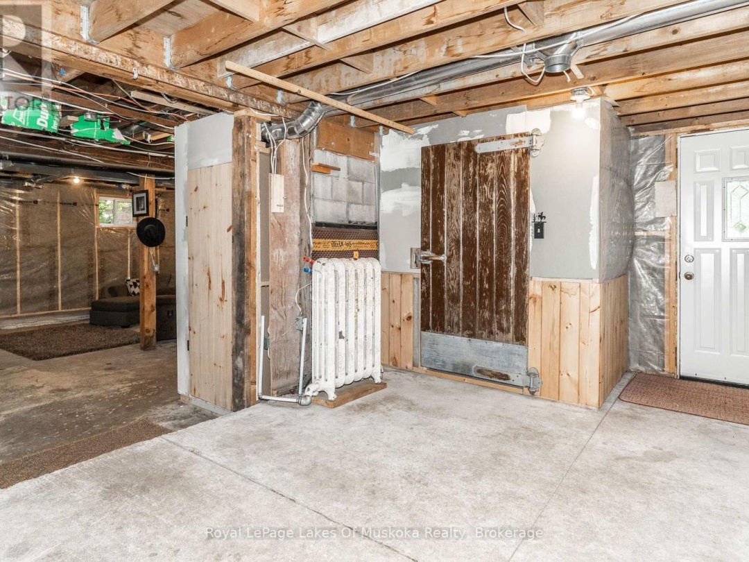 1741 DOE LAKE ROAD, 