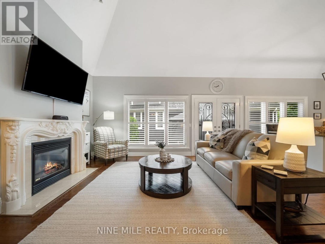 8 5 Invermara Court, Lake Simcoe