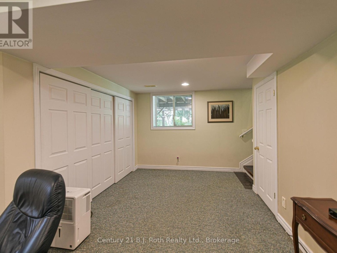 2289 SOUTHWOOD ROAD, 