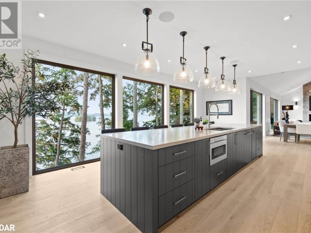 124 Claren Crescent Crescent, Lake Vernon