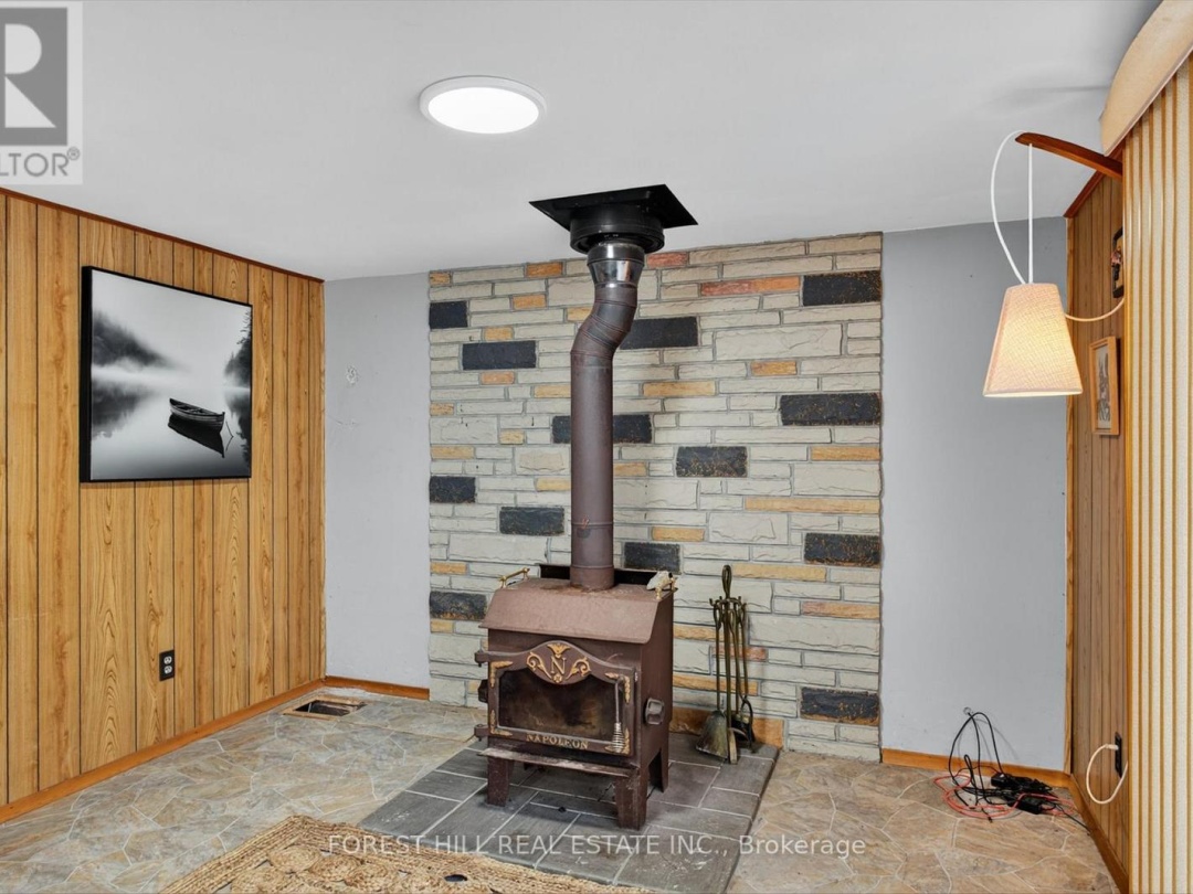 69 BLYTHE SHORE ROAD, Sturgeon Lake
