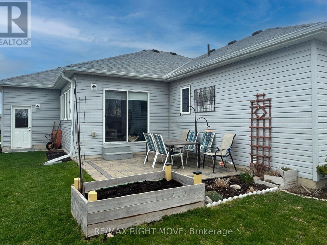 1 SINCLAIR CRESCENT, 