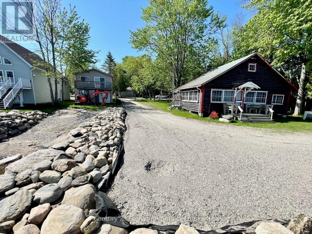 264 Robins Point Road, Georgian Bay