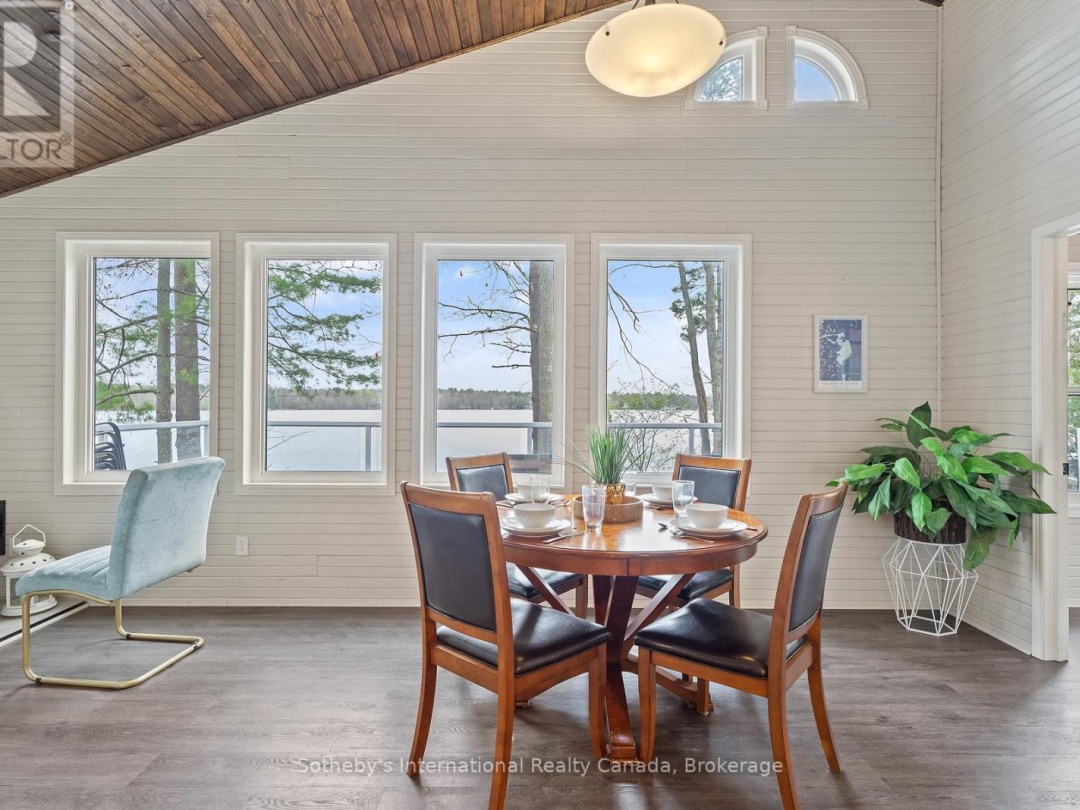 1658 Peninsula Point Road, Sparrow Lake