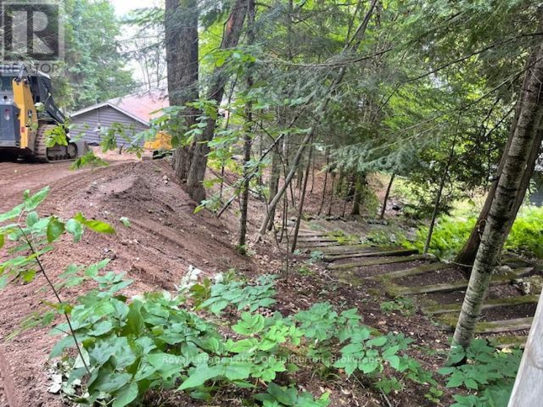 1010 MEDLEY TRAIL, 