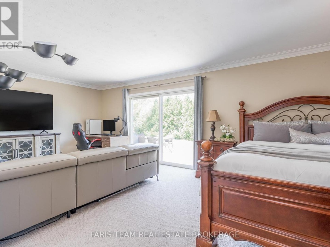 2988 FESSERTON SIDE ROAD, 
