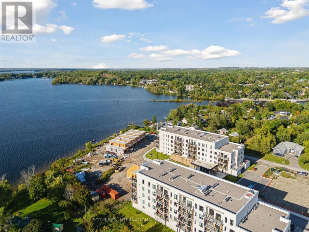 201 - 19B WEST STREET N, 