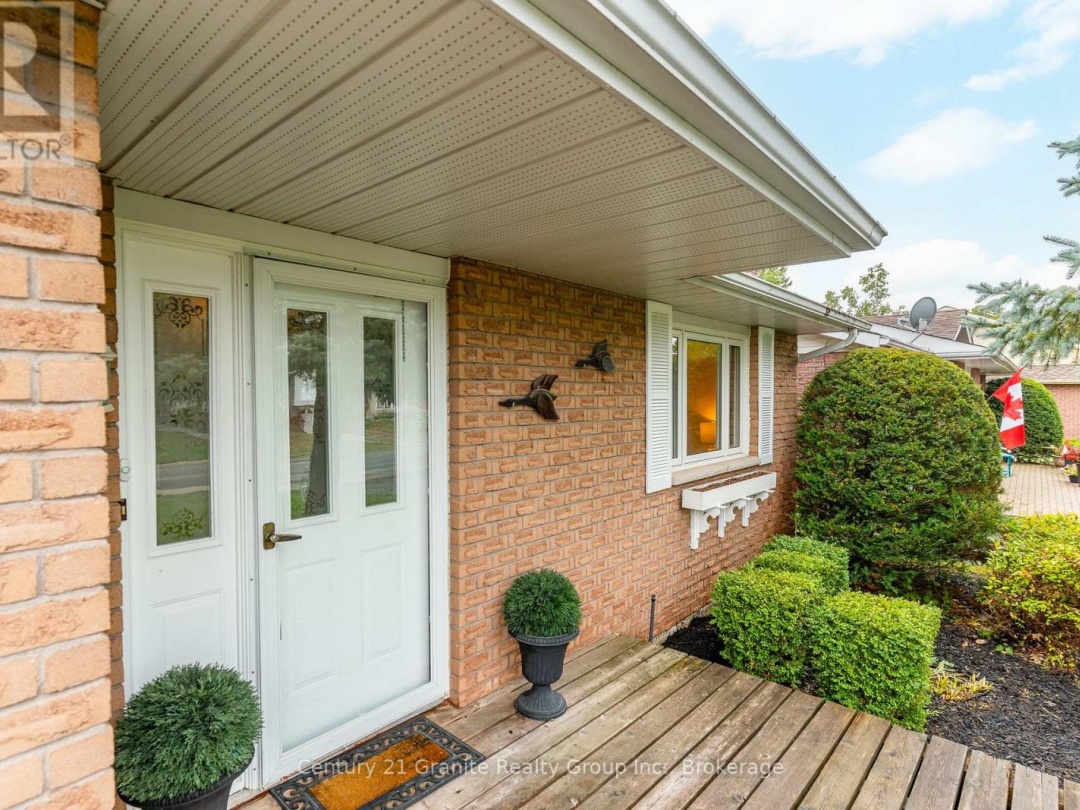 34 CEDARTREE LANE, 