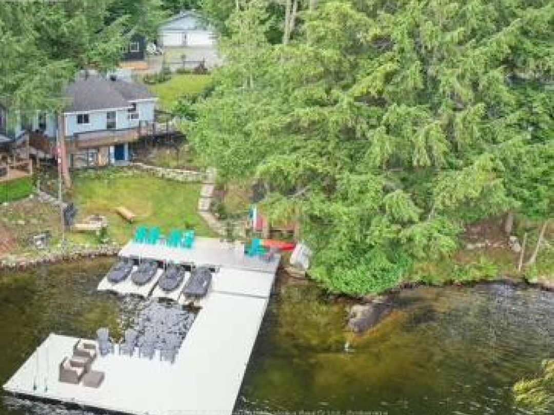 13 Shady Lane, Otter Lake