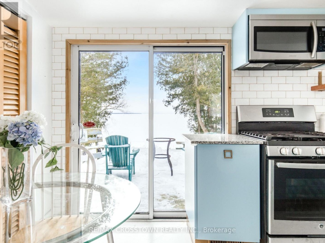 24890 Thorah Park Boulevard, Simcoe Lake