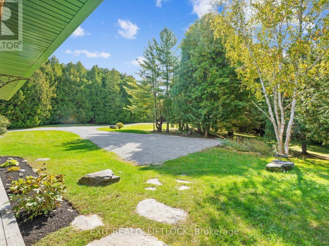 169 Dutch Line Road W, Galway-Cavendish and Harvey