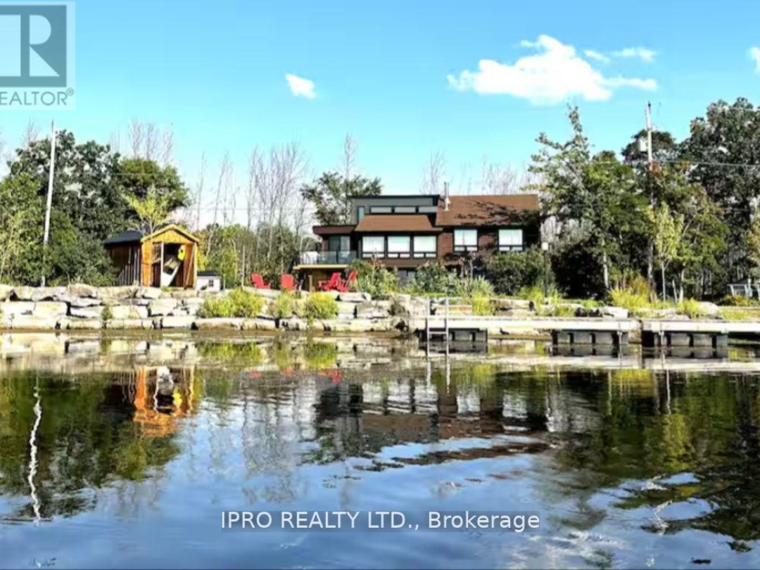 39 LONG POINT ROAD, 
