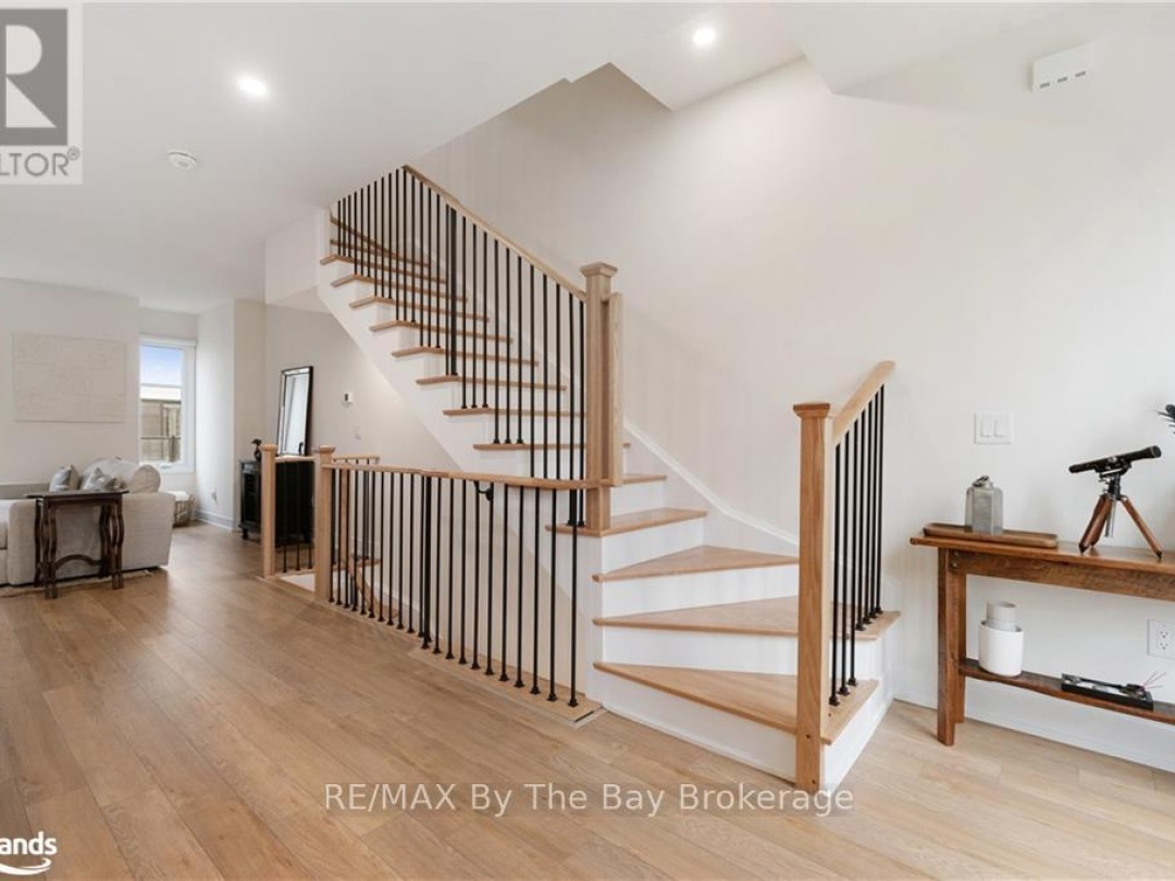 8 Bru Lor Lane, Atherley Narrows Lake