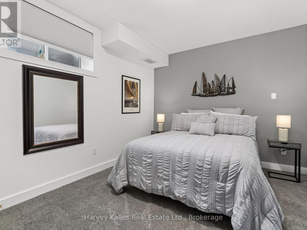 5 BLUE BIRCH LANE, 