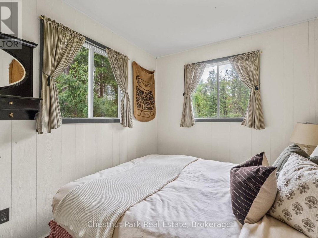 1 & 2 - 1230 MIRIAM DRIVE, 