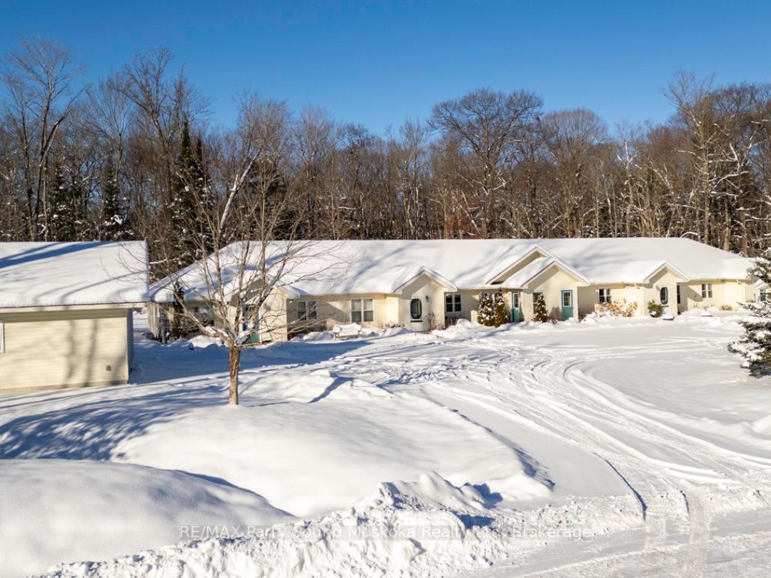 17 - 25 SEGUIN PLACE, 