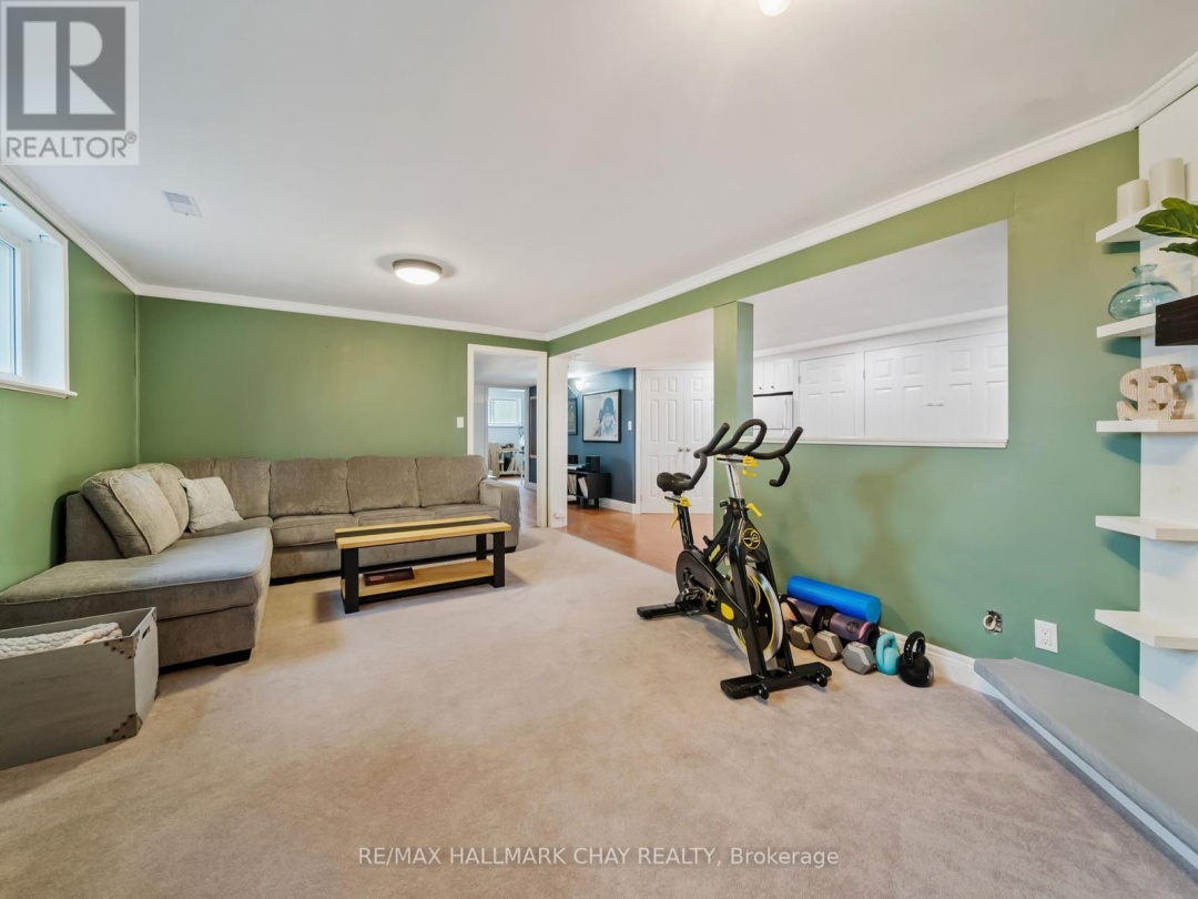 5 DEMONT DRIVE, 