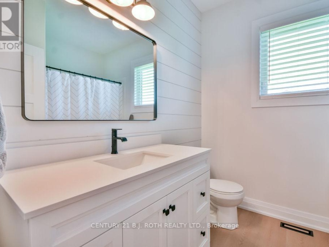 51 CHESLOCK CRESCENT, 
