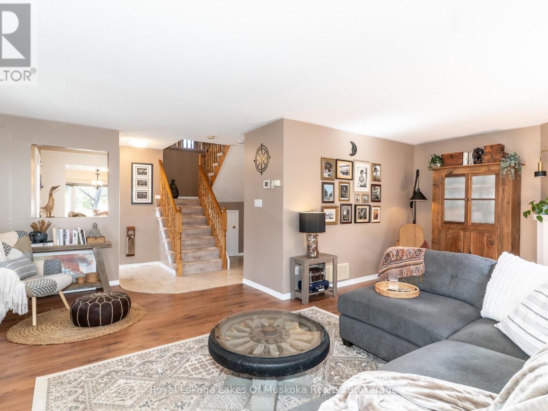 50 SHORELINE DRIVE, Muskoka River