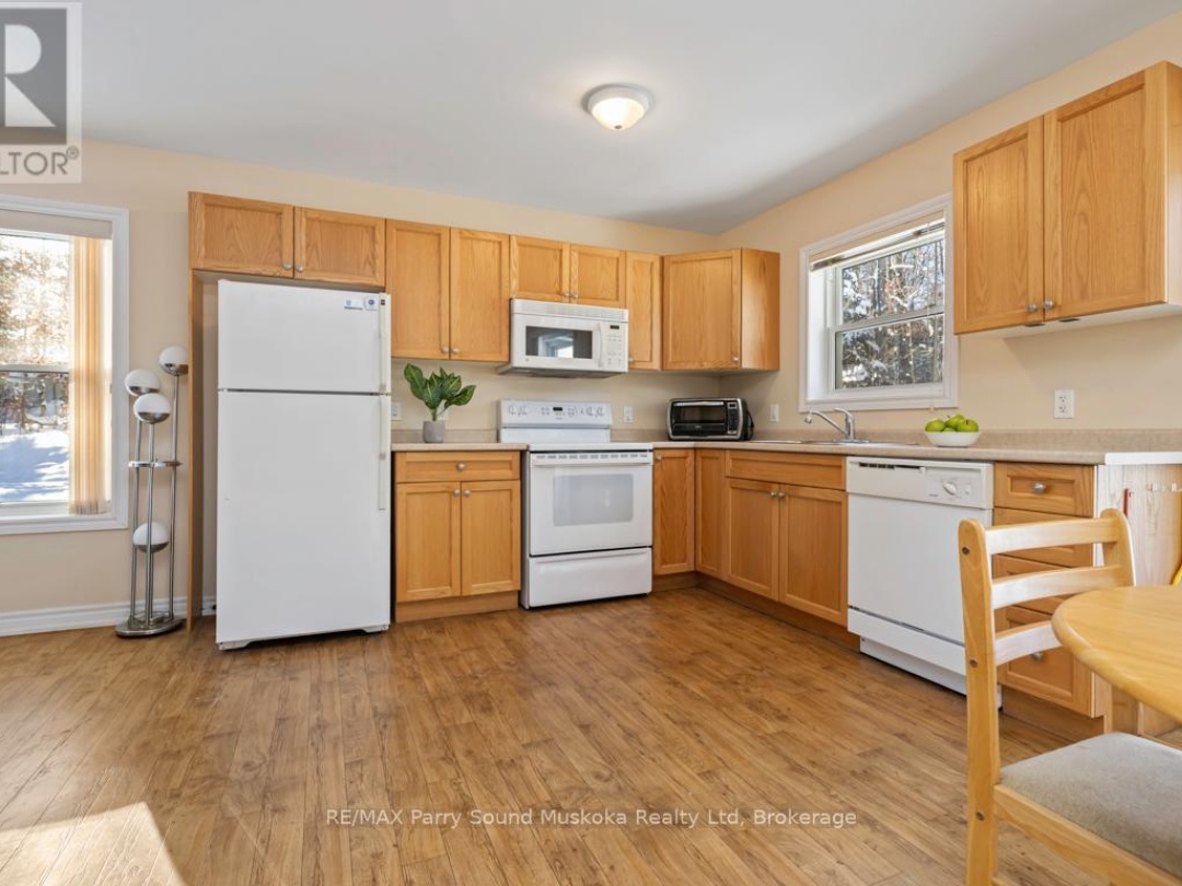 17 - 25 SEGUIN PLACE, 