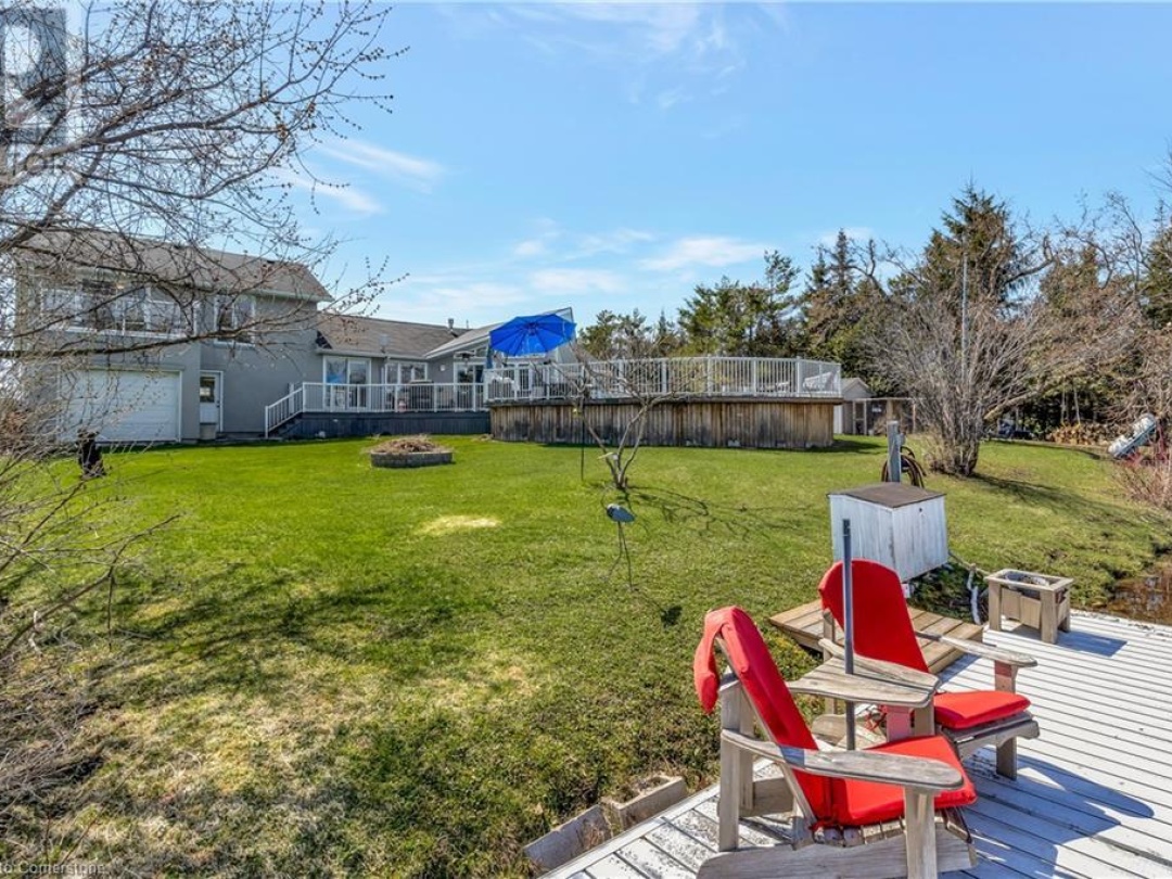 33 Totten Drive Drive, Sturgeon Lake
