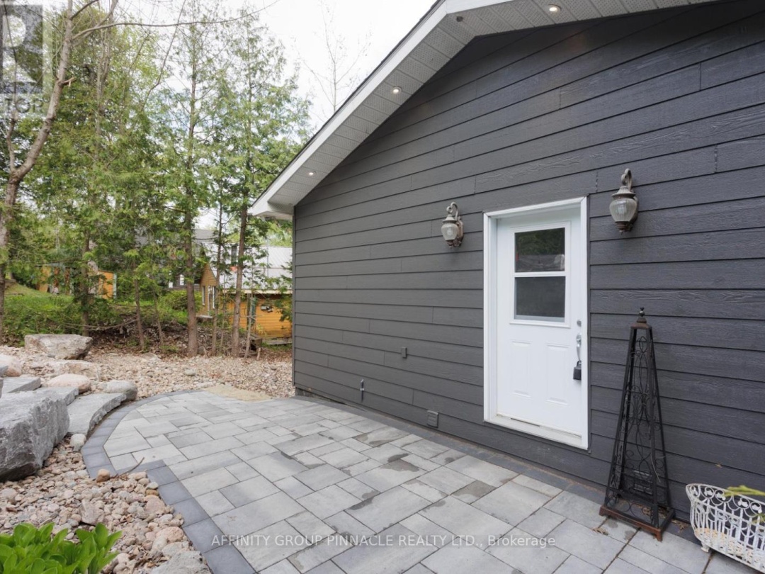 1403 Crystal Lake Road, Crystal Lake