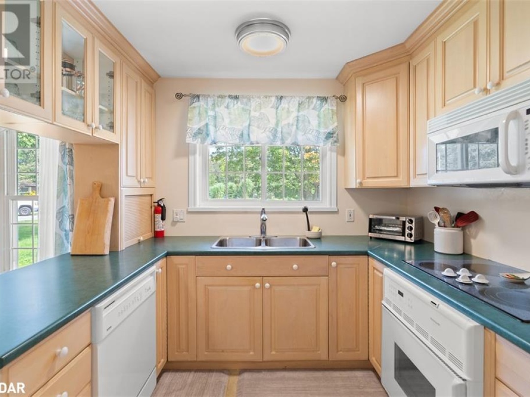 443 By Lock Acres Road, Muskoka River