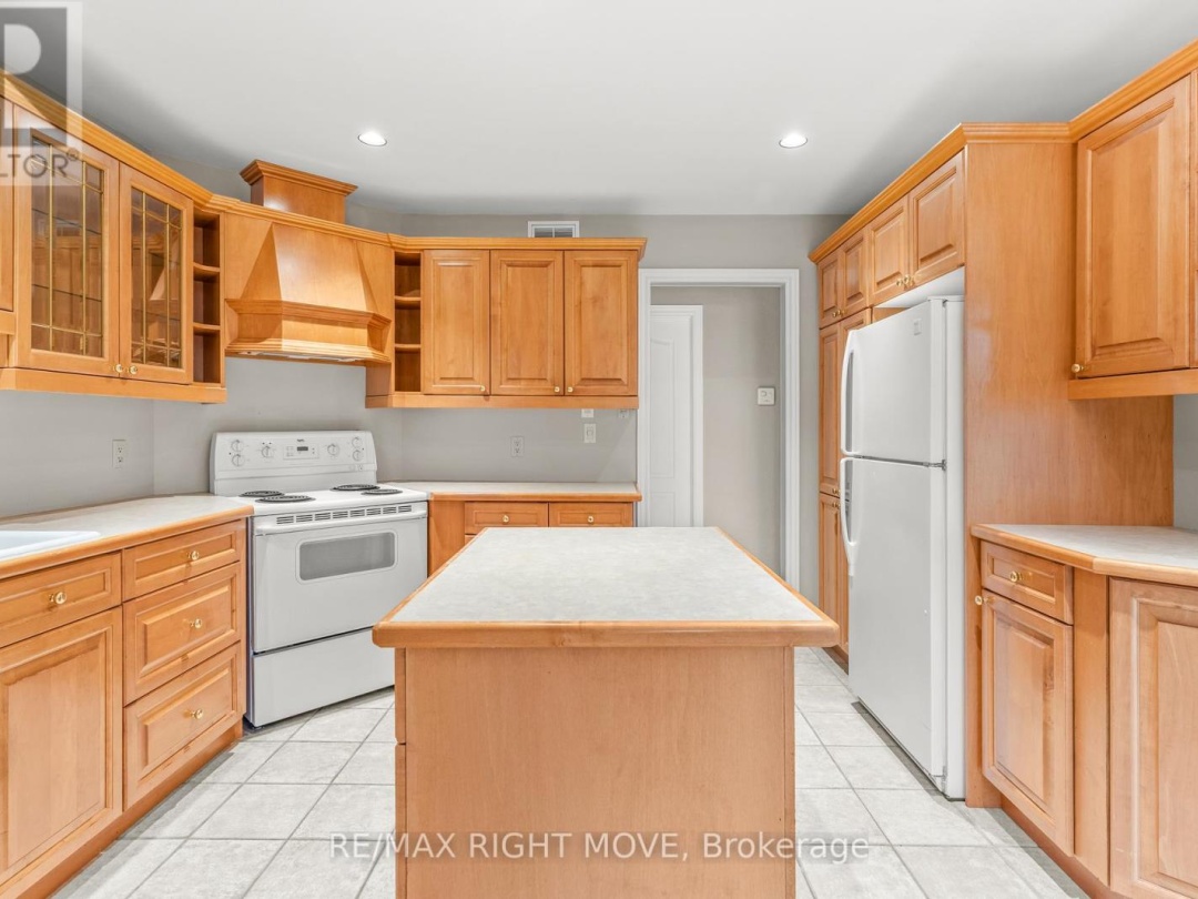 3 THICKETWOOD PLACE E, 