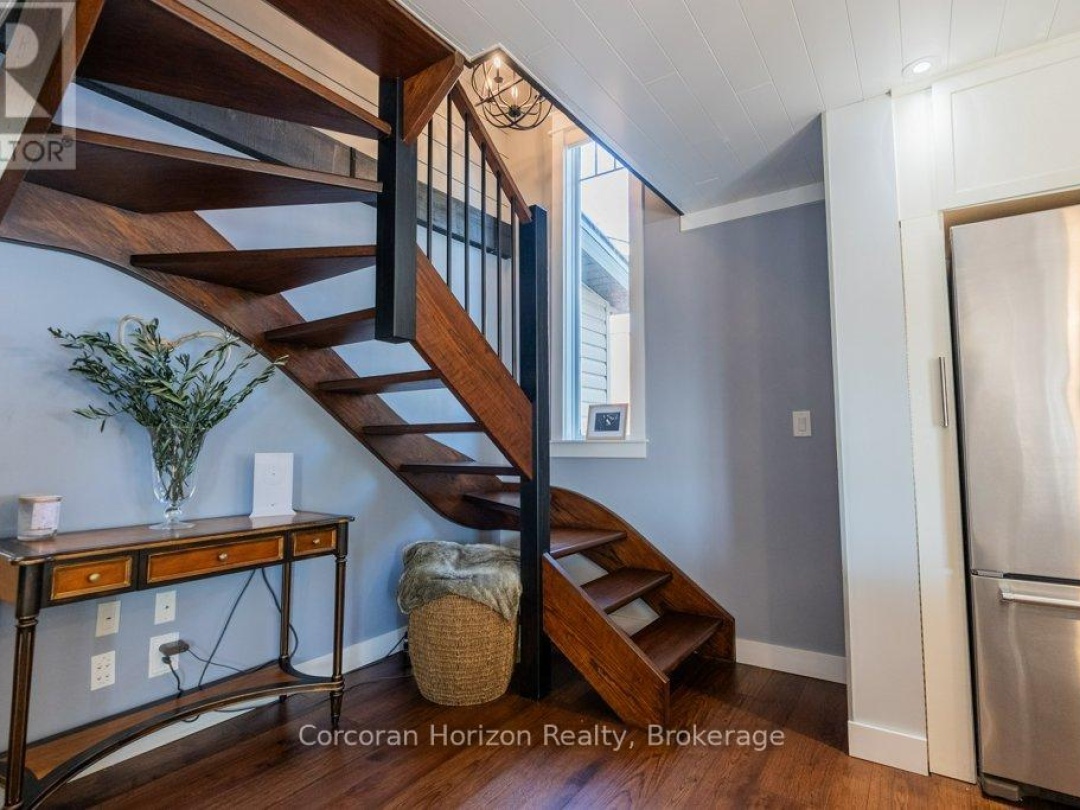280 Robins Point Road, Georgian Bay