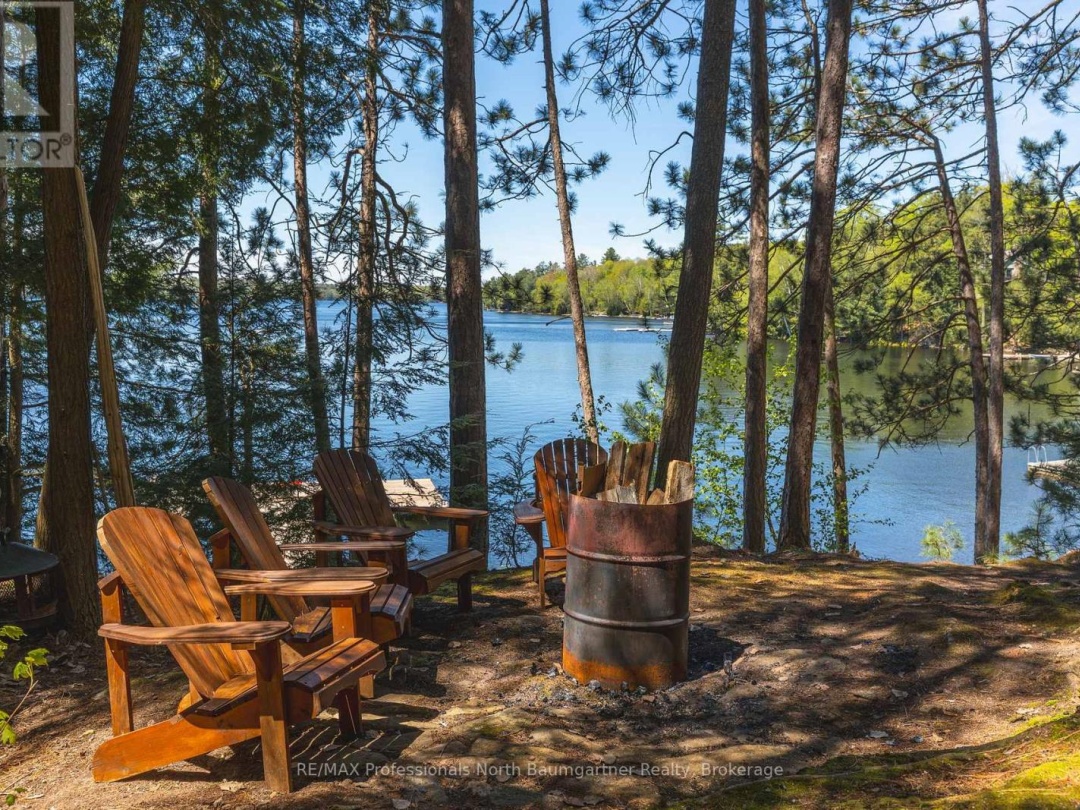 2766 Wilkinson Road, Kennisis Lake