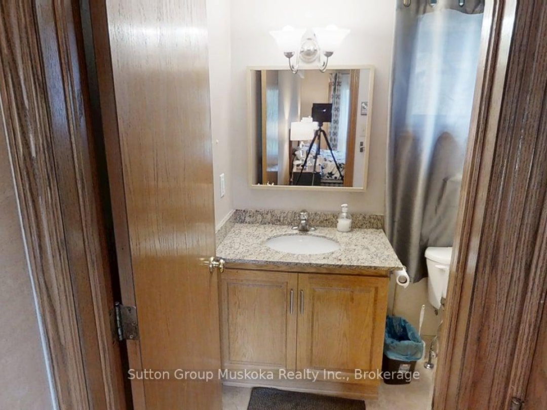 27-202 GOLFVIEW - DEERHURST DRIVE, Peninsula Lake
