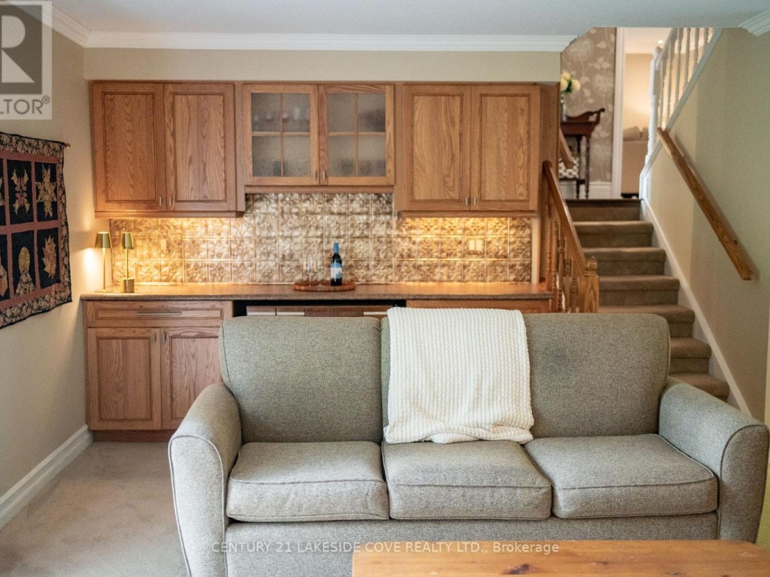 27 Thicketwood Place, Lake Simcoe