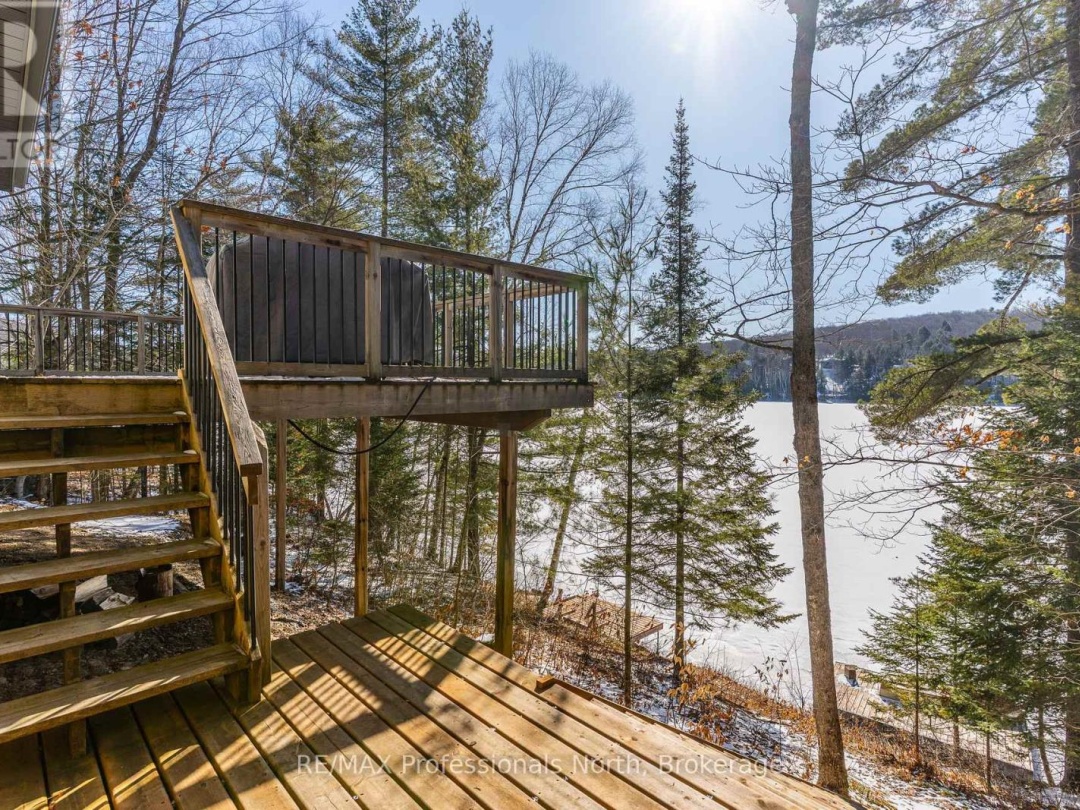 1196 Portage Road, South Portage Lake