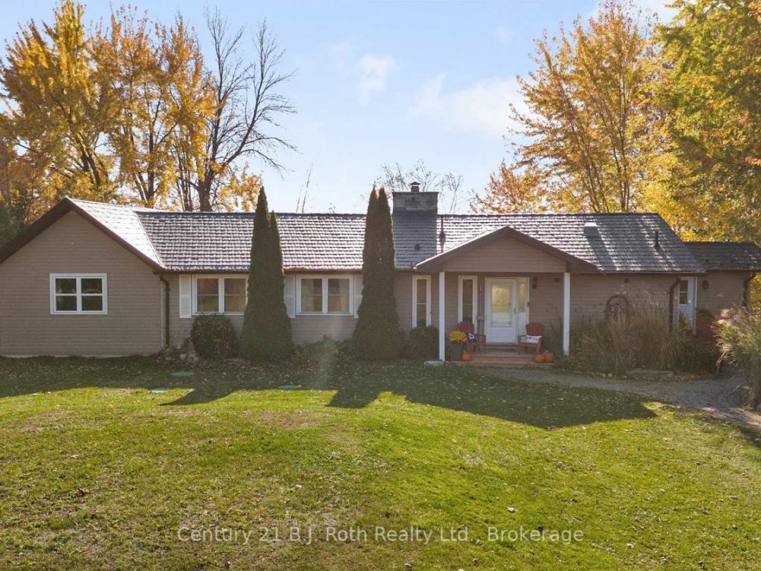3772 Harry's Lane, Lake Simcoe