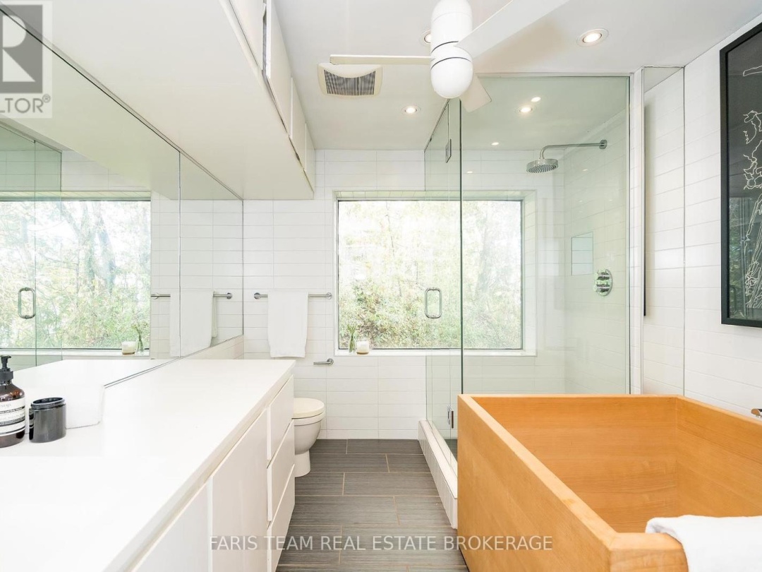 45 IVY LANE, 
